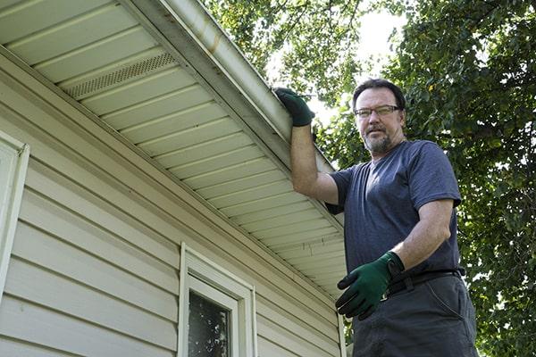 staff at Arden Gutter Cleaning