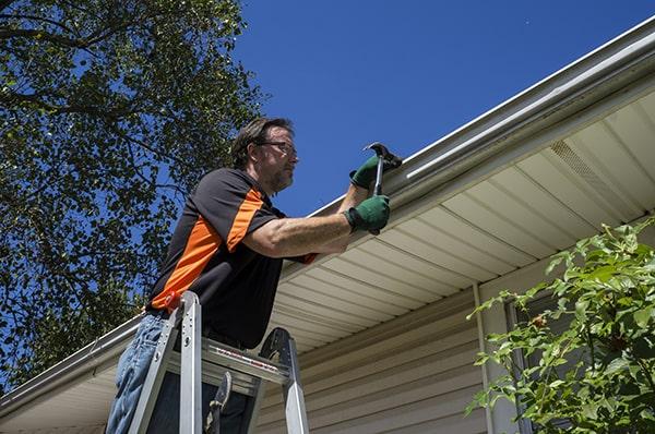 gutter repair we have experience in repairing both aluminum and vinyl gutters